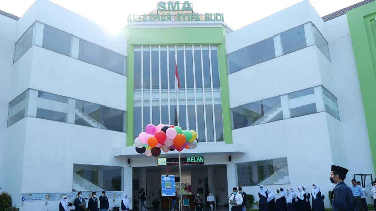Biaya Masuk SMA Al Azhar Syifa Budi Solo