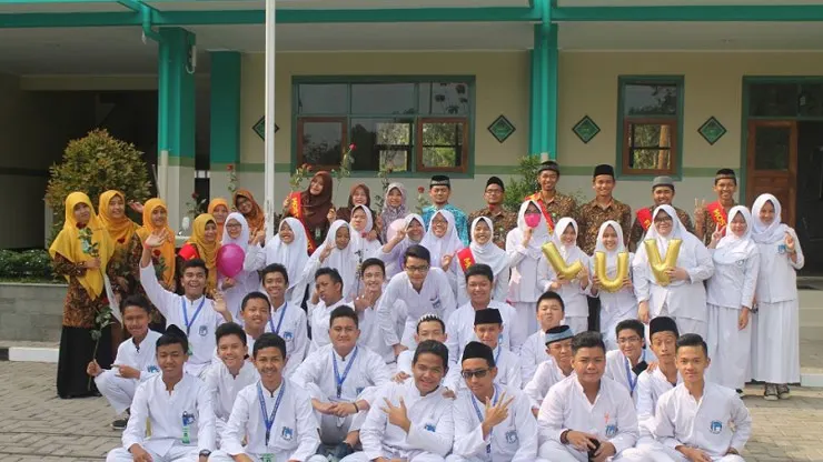 Profil SMA Al Azhar 14 Semarang